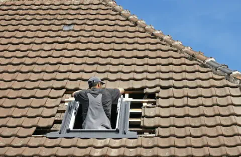 Pose de velux - Bésayes
